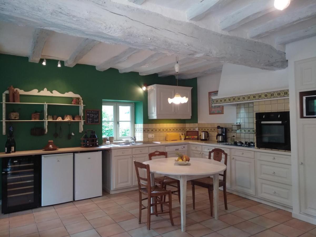 Chambres D'Hotes Du Noisillet Cinais ภายนอก รูปภาพ