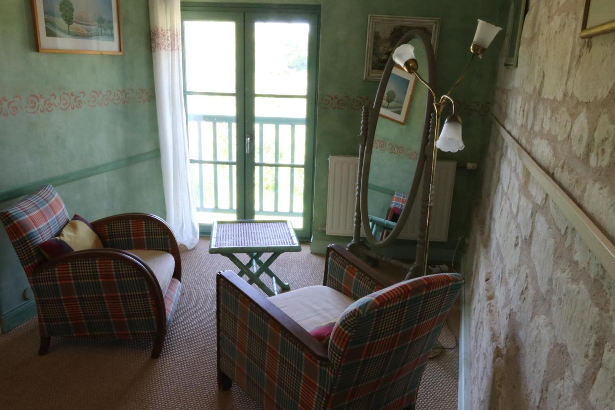 Chambres D'Hotes Du Noisillet Cinais ภายนอก รูปภาพ