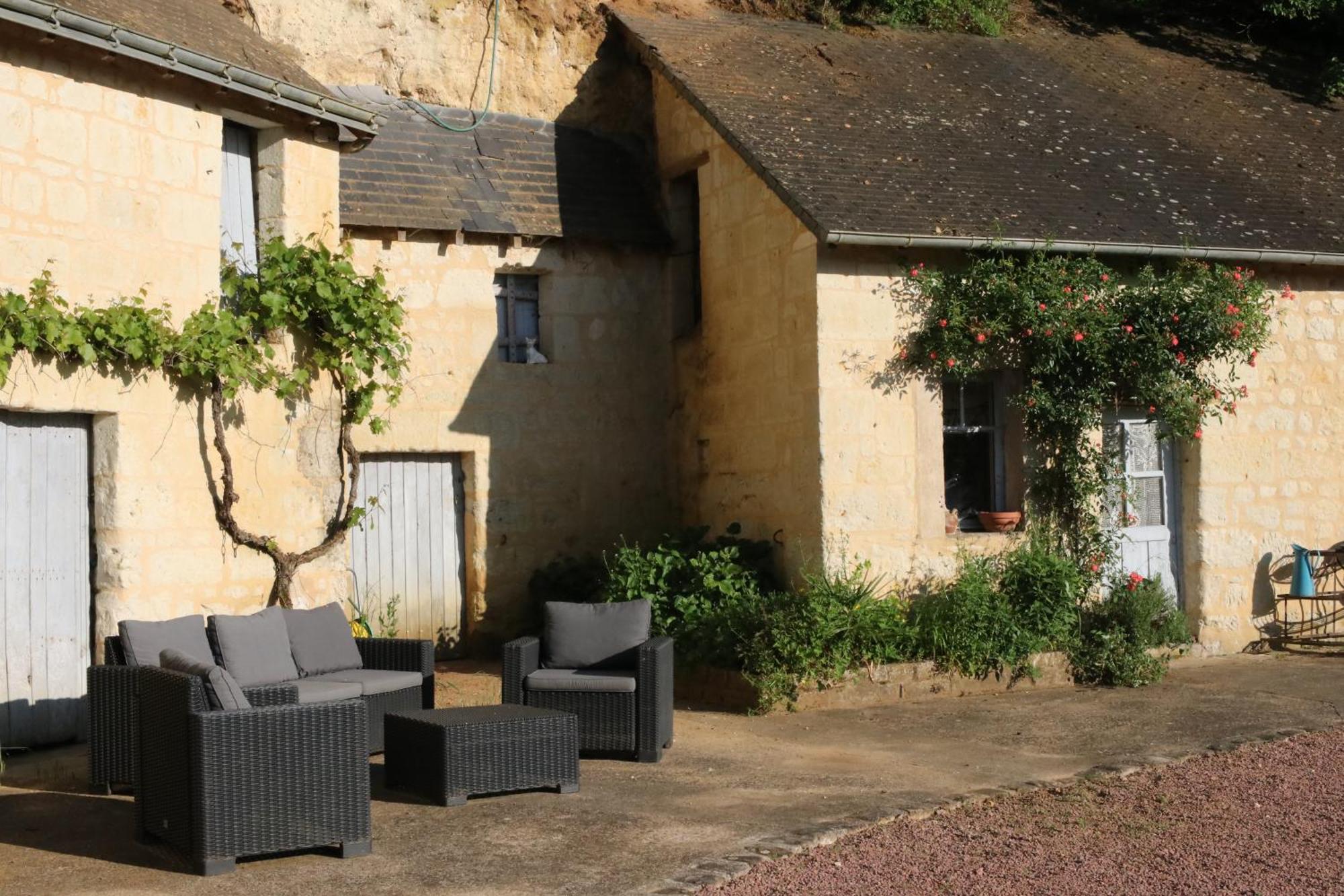 Chambres D'Hotes Du Noisillet Cinais ภายนอก รูปภาพ